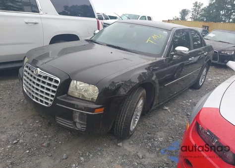 2010 Chrysler 300 Touring из США, поврежденный, VIN 2C3CA4CD9AH173761